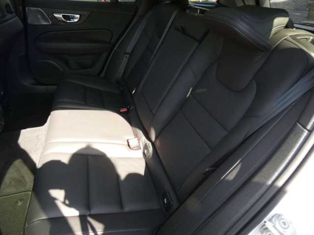 Volvo V60 Dark Ultimate