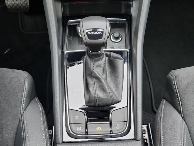 Skoda Karoq 1.5 TSI Tour