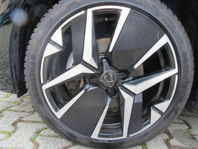 Peugeot E-208 GT-Line Hybrid