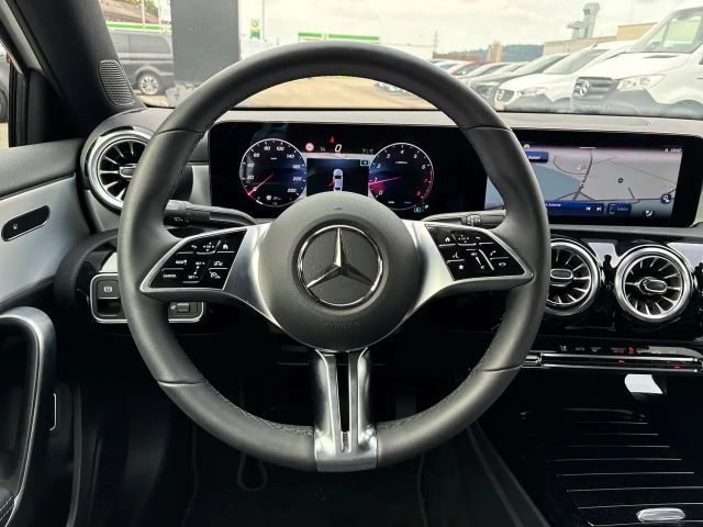 Mercedes-Benz A 180 Progressive