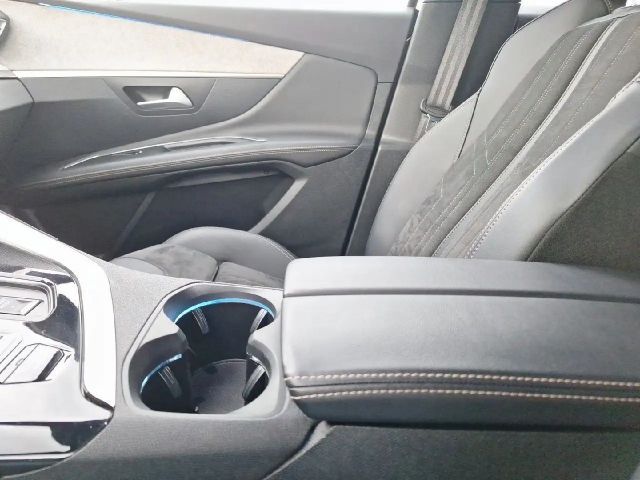 Peugeot 3008 EAT8 GT-Line Hybrid4