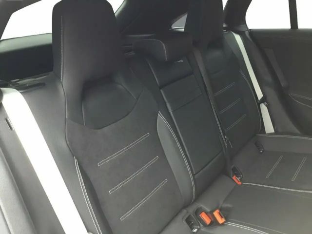 Mercedes-Benz CLA 180 Shooting Brake