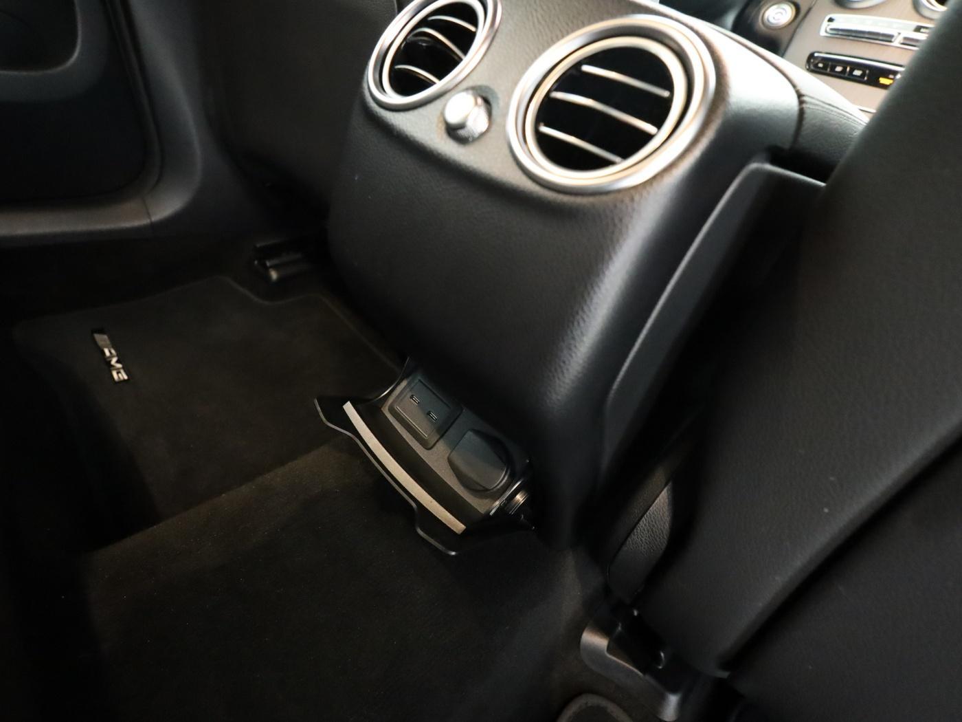 Mercedes-Benz GLC 300 4MATIC AMG Line Coupé