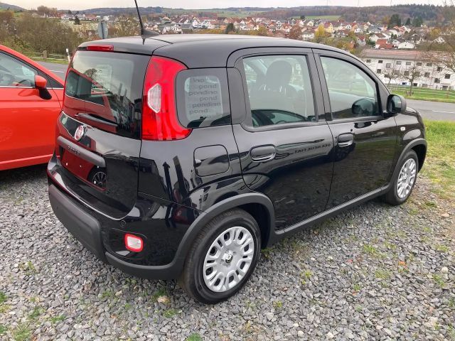 Fiat Panda Pandina 1.0 GSE Hybrid