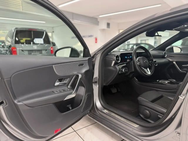 Mercedes-Benz A 180 Progressive