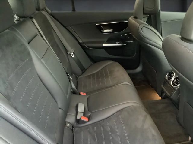 Mercedes-Benz C 300 AMG Line C 300 d Sedan