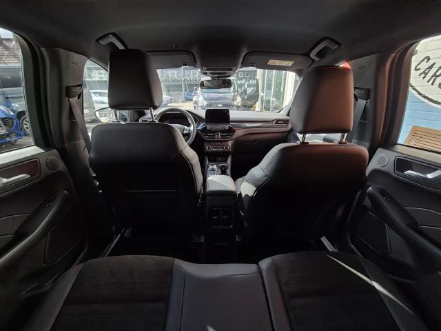 Ford Kuga Hybrid ST Line X
