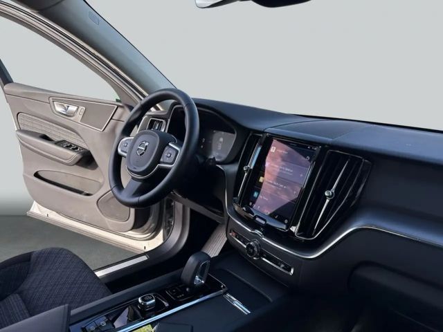 Volvo XC60 AWD Core