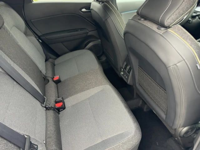 Renault Captur EDC Hybrid Techno