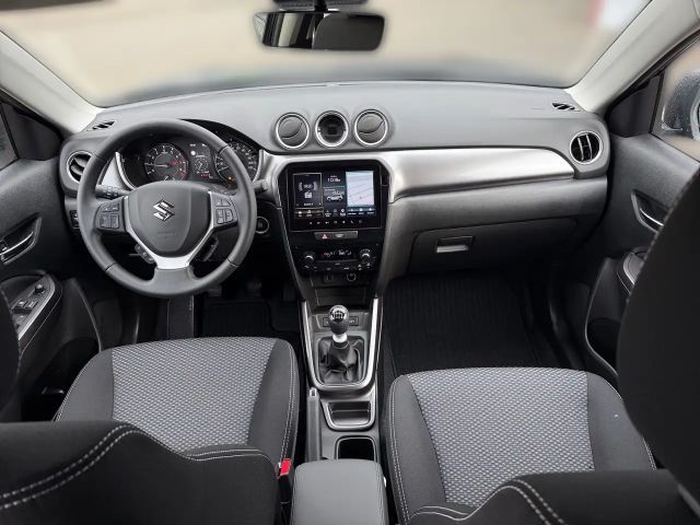 Suzuki Vitara Hybrid Shine
