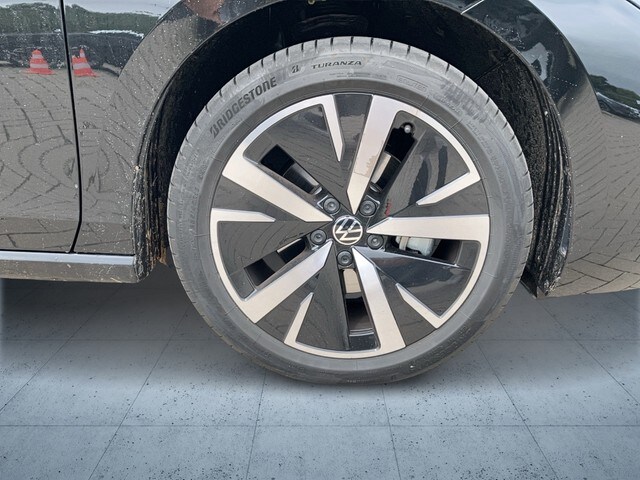 Volkswagen Passat 1.5 eTSI Business DSG Variant