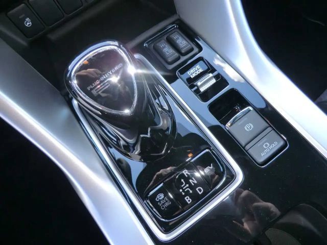 Mitsubishi Eclipse Cross 4WD PHEV