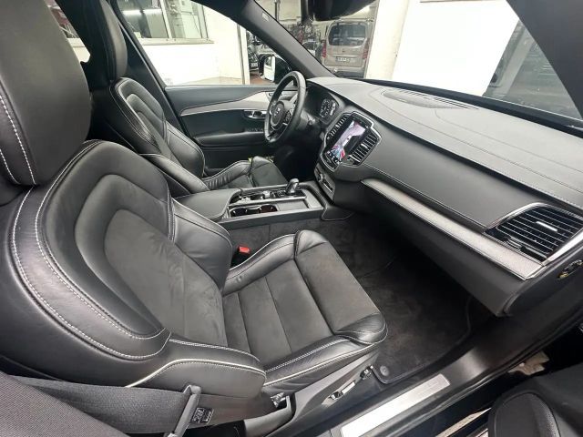 Volvo XC90 R-Design Recharge