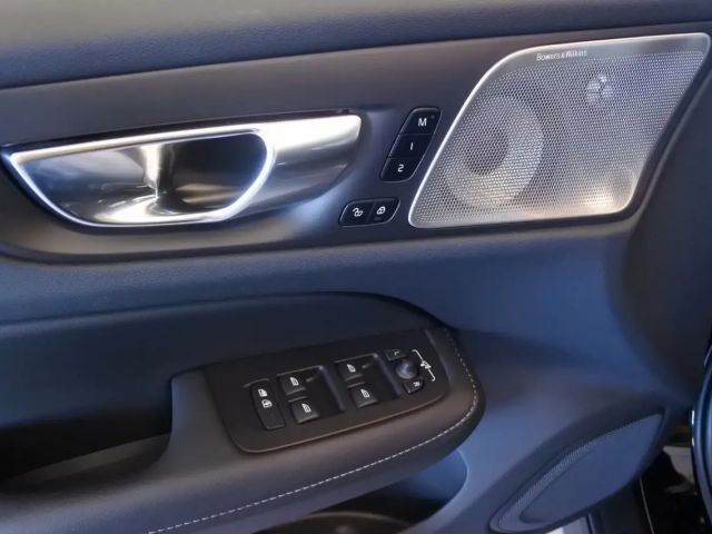 Volvo V60 Cross Country AWD