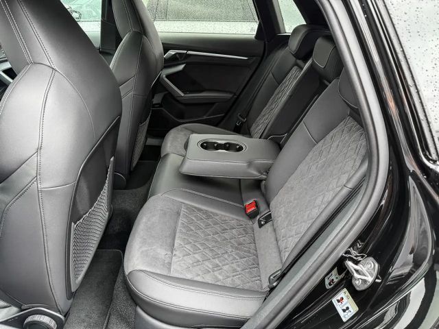 Audi A3 35 TDI S-Line Sedan Sportback