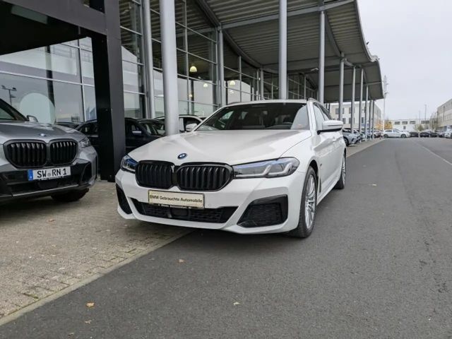 BMW 530 530e M-Sport Touring