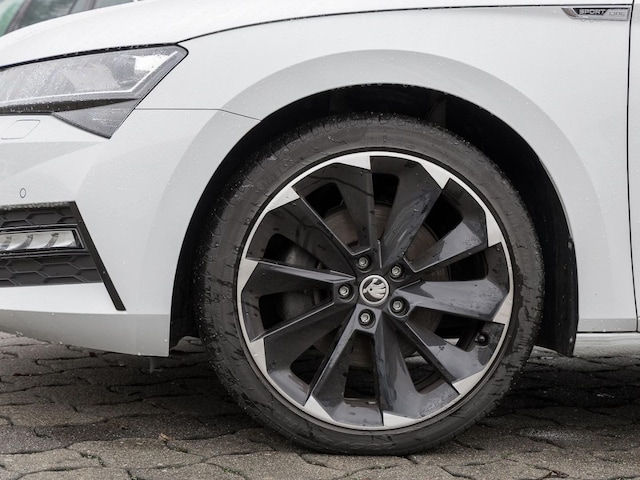 Skoda Superb Combi Sportline iV