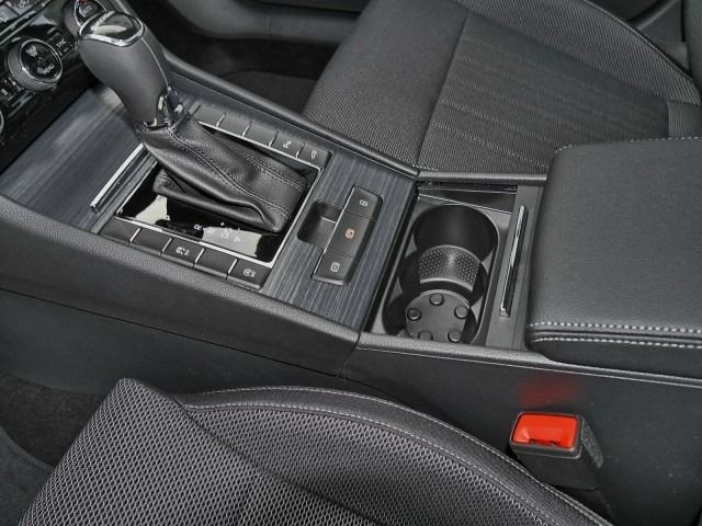 Skoda Superb 2.0 TDI Combi Style Style