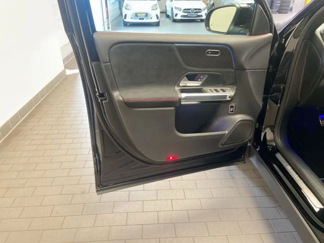 Mercedes-Benz GLB 200 GLB