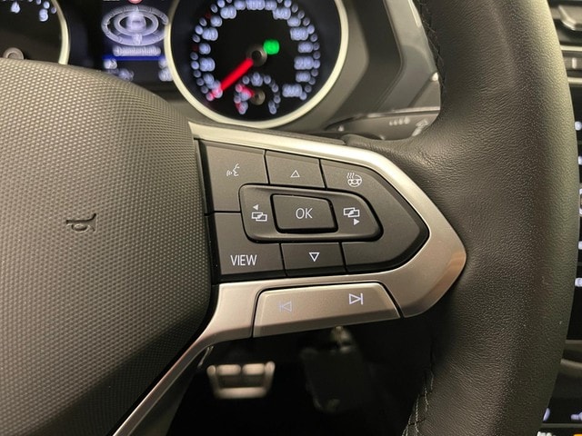 Volkswagen Tiguan Tiguan 1.5 TSI Move ACC+AHK+NAVI+KAMERA+LED