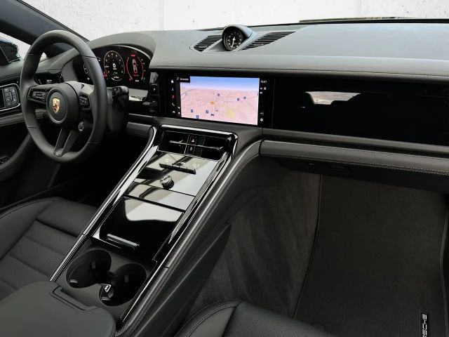 Porsche Panamera 4 E-Hybrid