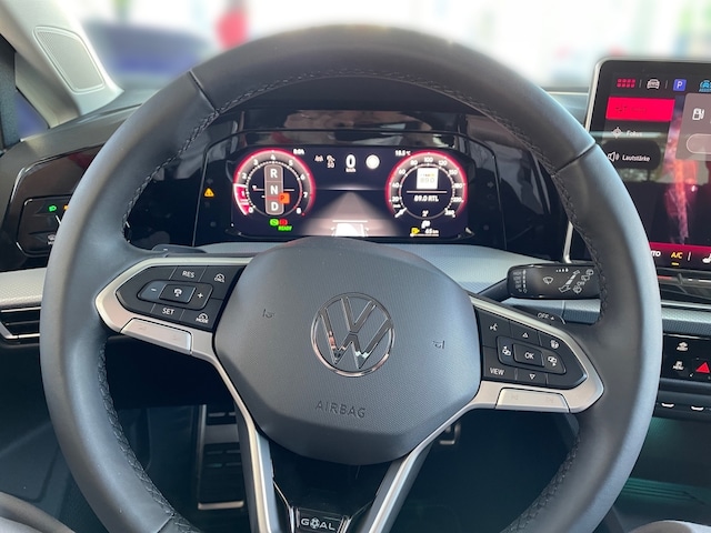 Volkswagen Golf 1.5 eTSI Golf VIII