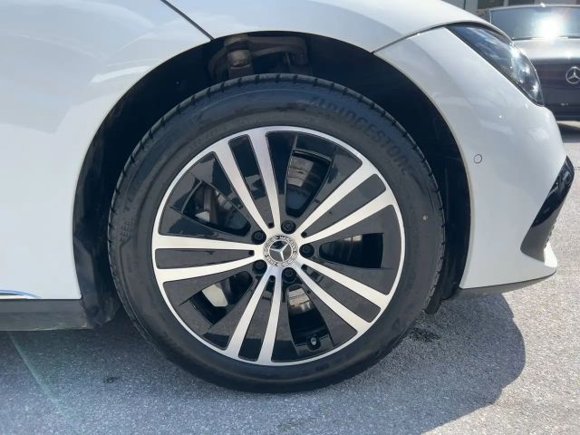 Mercedes-Benz EQE SUV 300