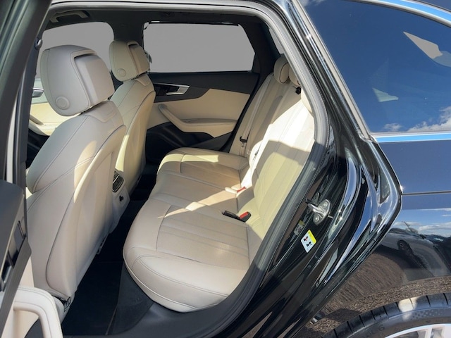 Audi A4 40 TFSI Avant S-Tronic