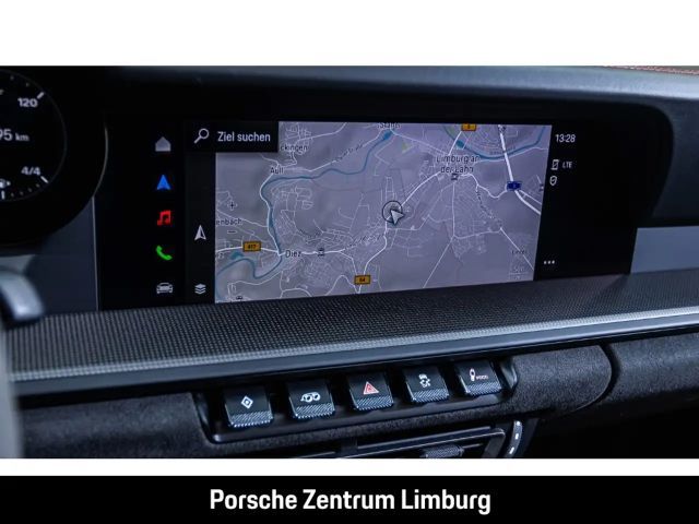 Porsche 992 Cabrio Carrera GTS