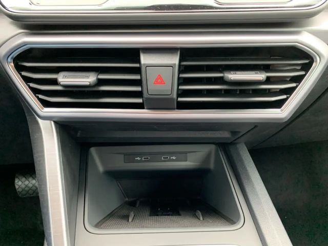 Seat Leon 1.5 eTSI DSG FR-lijn