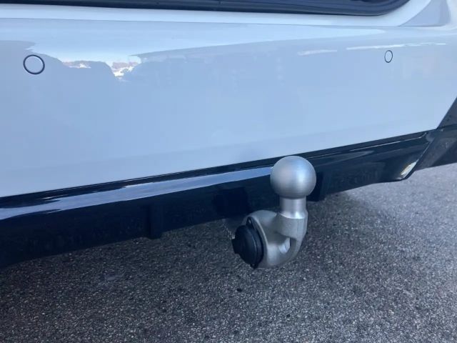 BMW 218 218d Active Tourer Sedan