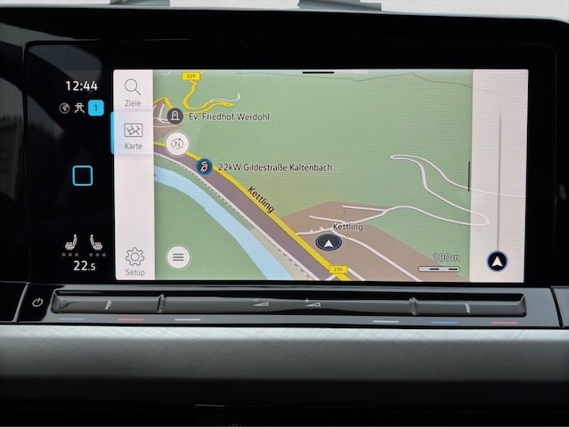 Volkswagen Golf 1.5 eTSI DSG Life Variant