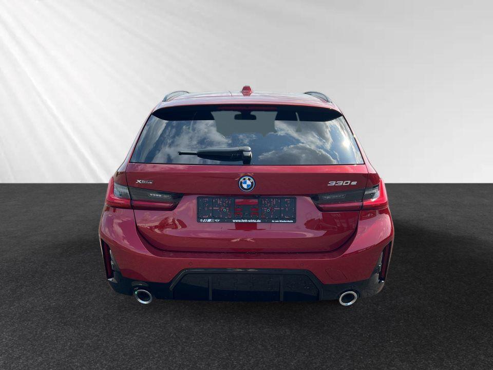 BMW 330 330e Touring xDrive