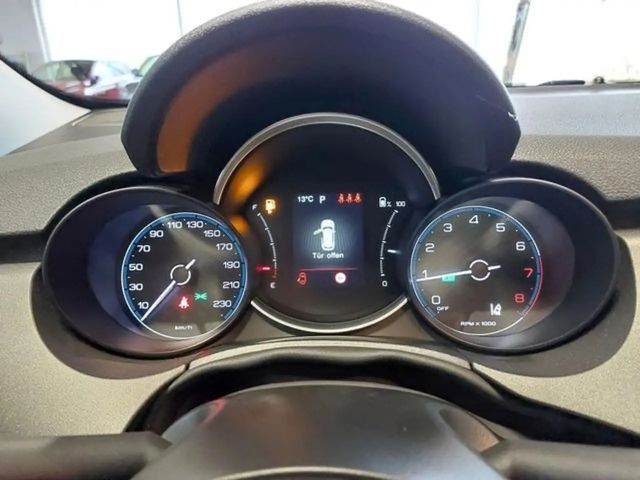 Fiat 500X Komfort + Tech Paket Navi Blendfreies Fernl. ACC A