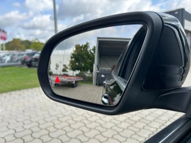 Mercedes-Benz GLA 200 Progressive