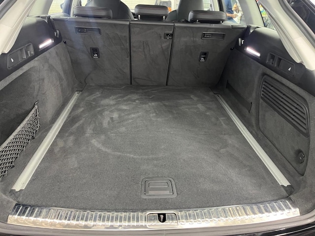 Audi S6 Avant Quattro