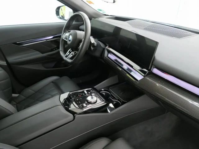 BMW 520 520d M-Sport Sedan xDrive