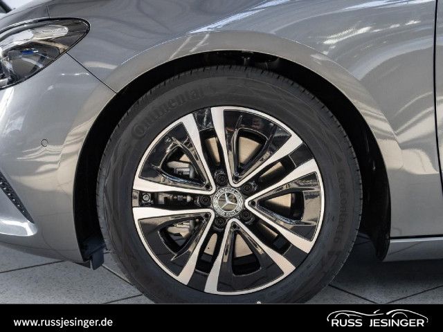 Mercedes-Benz B 220 4MATIC Sedan