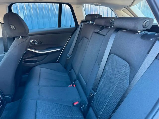 BMW 318 318i Touring