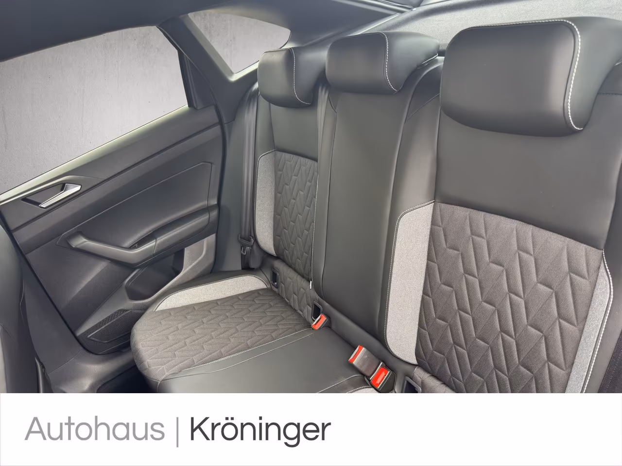 Volkswagen Taigo 1.0 TSI DSG Life