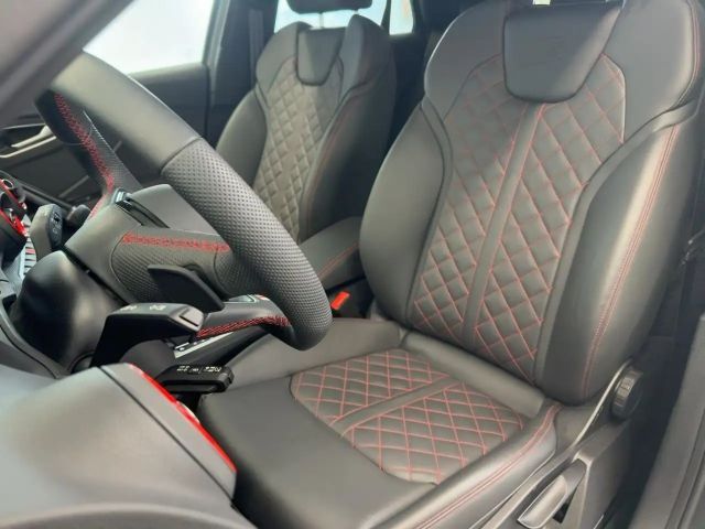 Audi Q2 35 TFSI S-Line