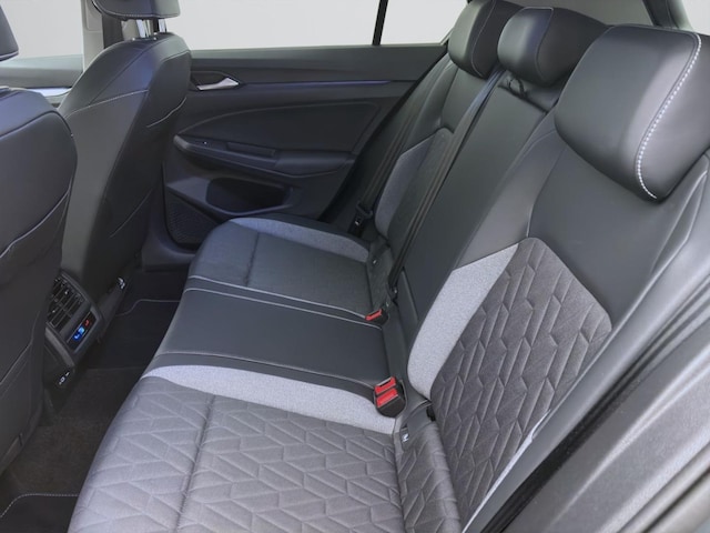 Volkswagen Golf 1.5 TSI