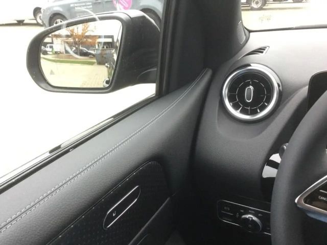 Mercedes-Benz B 180 Progressive