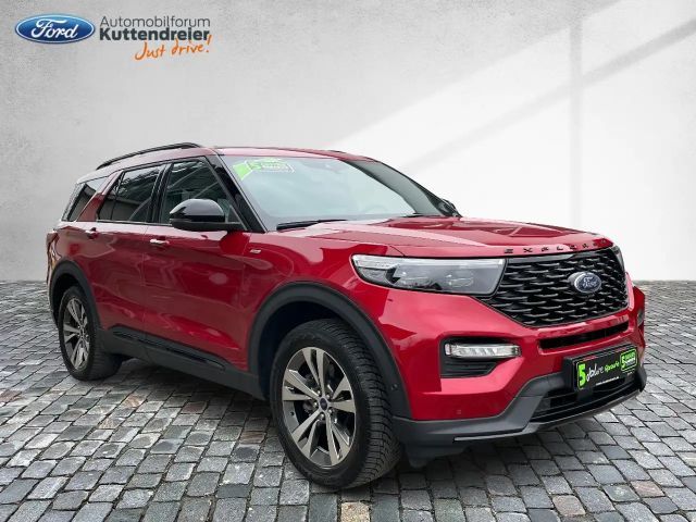 Ford Explorer ST Line