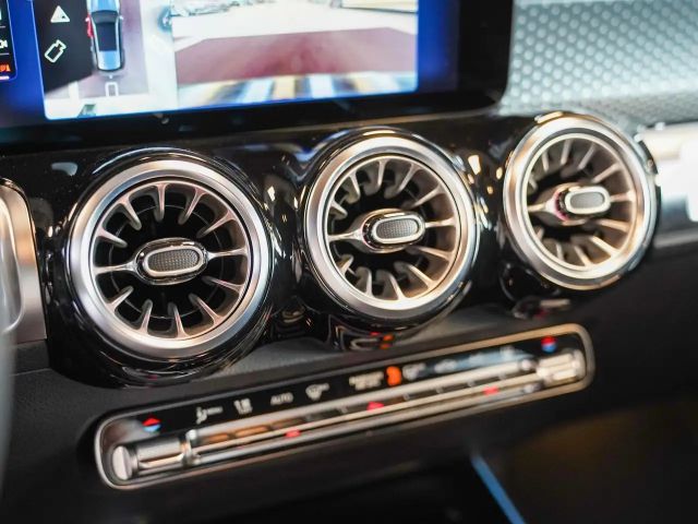 Mercedes-Benz EQB 350 4MATIC AMG Line