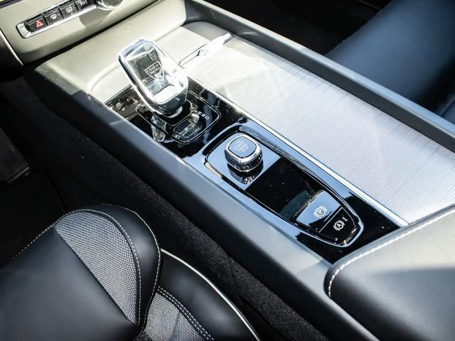 Volvo XC60 AWD Recharge T8 Ultra