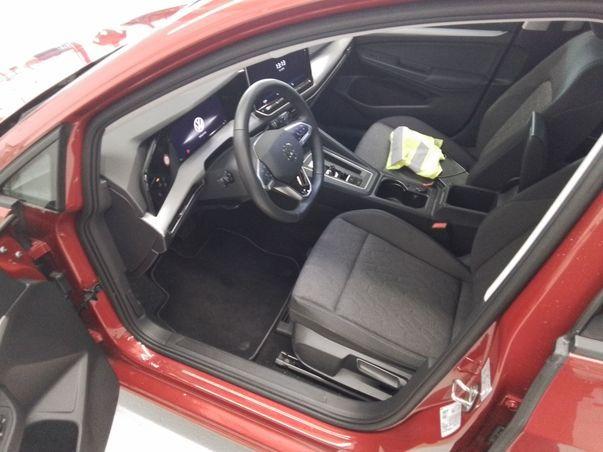 Volkswagen Golf 1.5 eTSI DSG Golf VIII Life