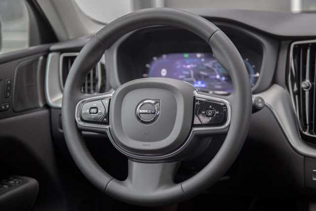 Volvo XC60 AWD Dark Plus T8