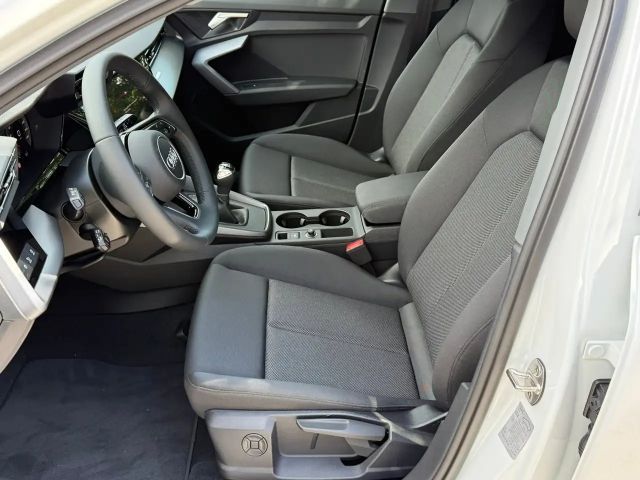 Audi A3 30 TFSI Sedan