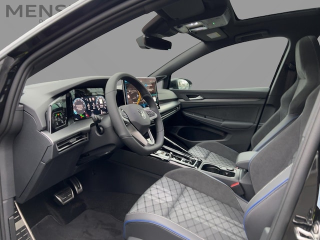 Volkswagen Golf 1.5 eTSI DSG